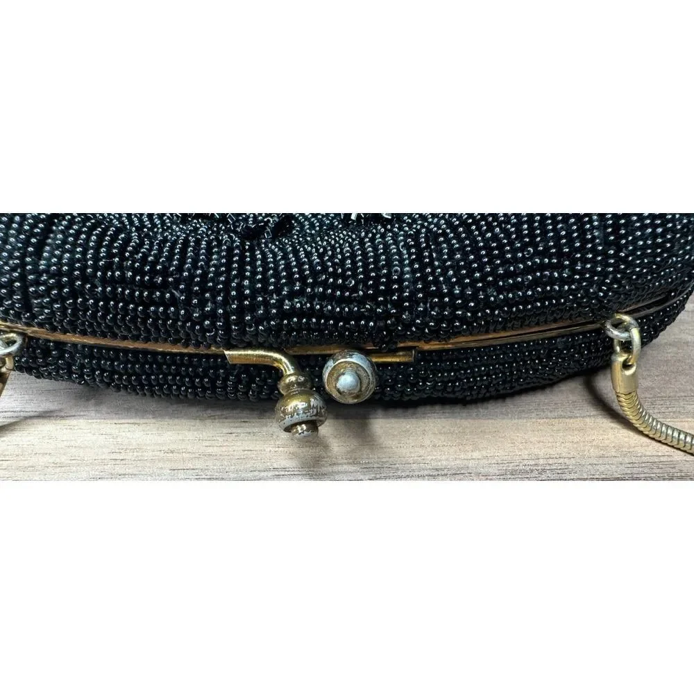 Flower Beaded Pattern Vintage Kiss Clasp Black Clutch Purse With‎ Hand Strap